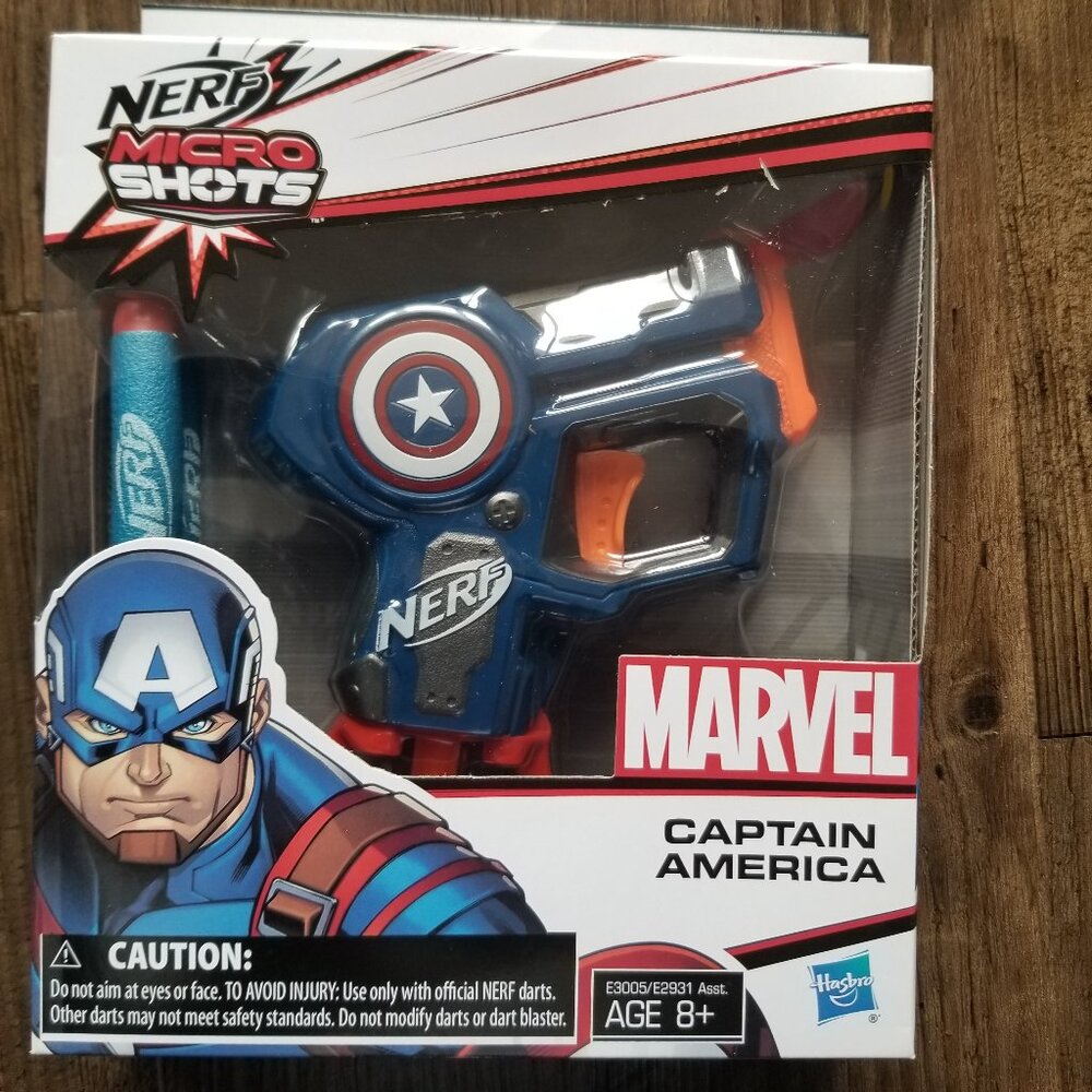 Marvel NERF Micro Shots Blaster & Darts (Captain America)